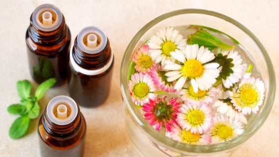 11 Essential Oils You Should Never Wear In The Sun
