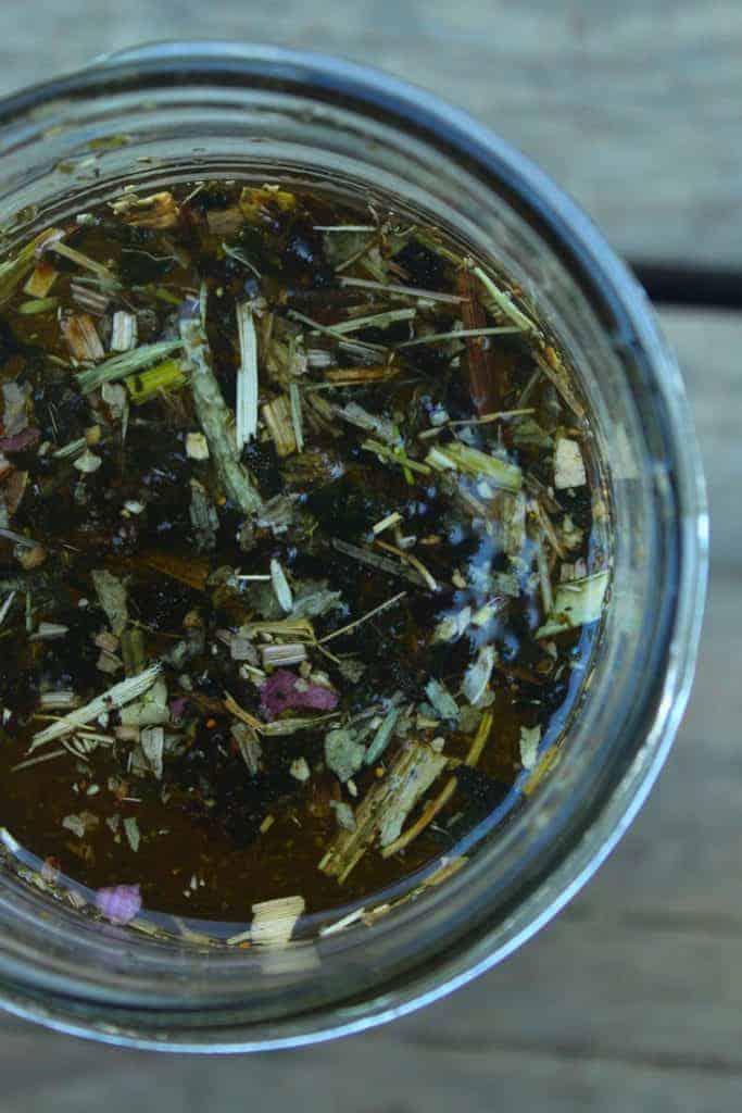 how to infuse oils with herbs